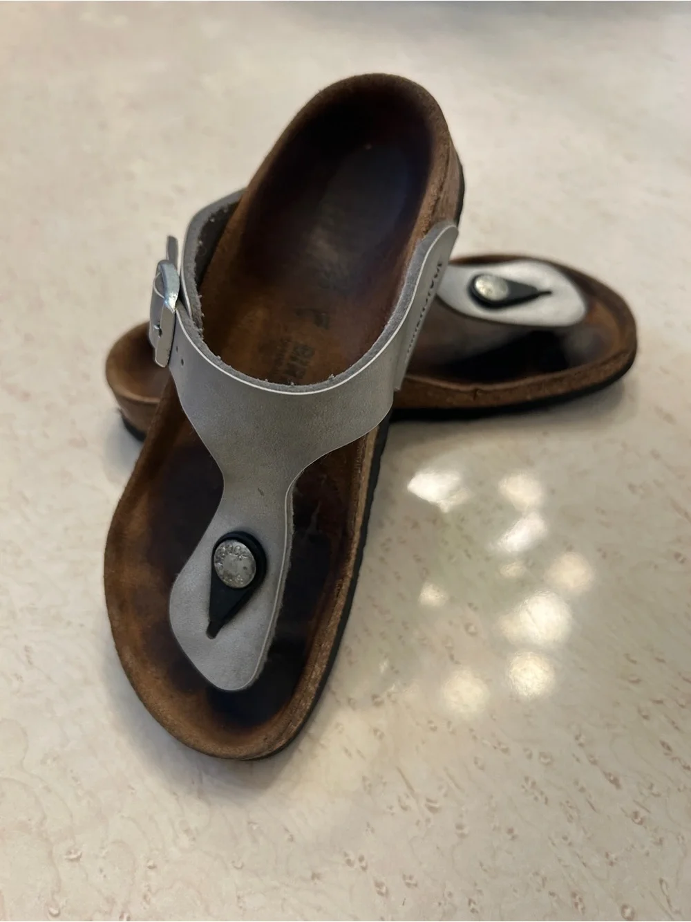 Kids Birkenstock gizeh silver sandals